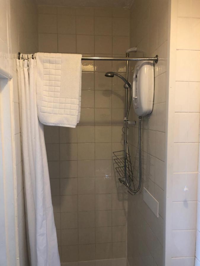 לינה וארוחת בוקר ברמאות' Leamington House מראה חיצוני תמונה